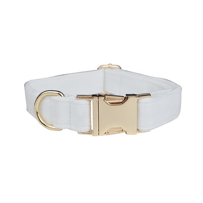 Collier velours pour chien réglable – coloris blanc cassé