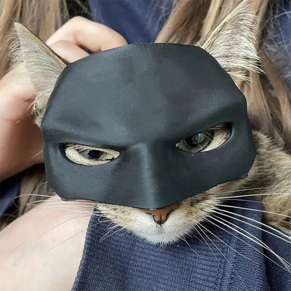 Masque Chat Chauve-Souris Avenger – Masque Demi-Visage Fait Main pour Halloween & Cosplay - Furlo